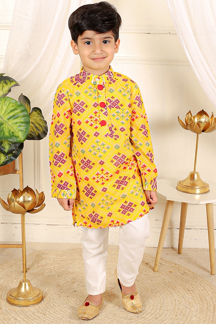 Yellow Mul Silk Patola Printed Kurta Set For Boys by  Kirti Agarwal Pret n Couture at Pernia's Pop Up Shop