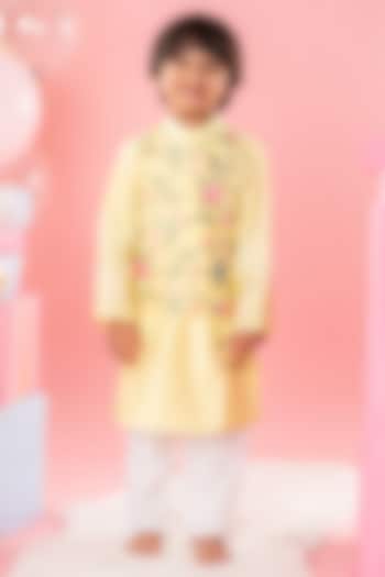 Yellow Pure Chanderi Silk & Cotton Silk Floral Embroidered Kurta Set For Boys by  Kirti Agarwal Pret n Couture at Pernia's Pop Up Shop