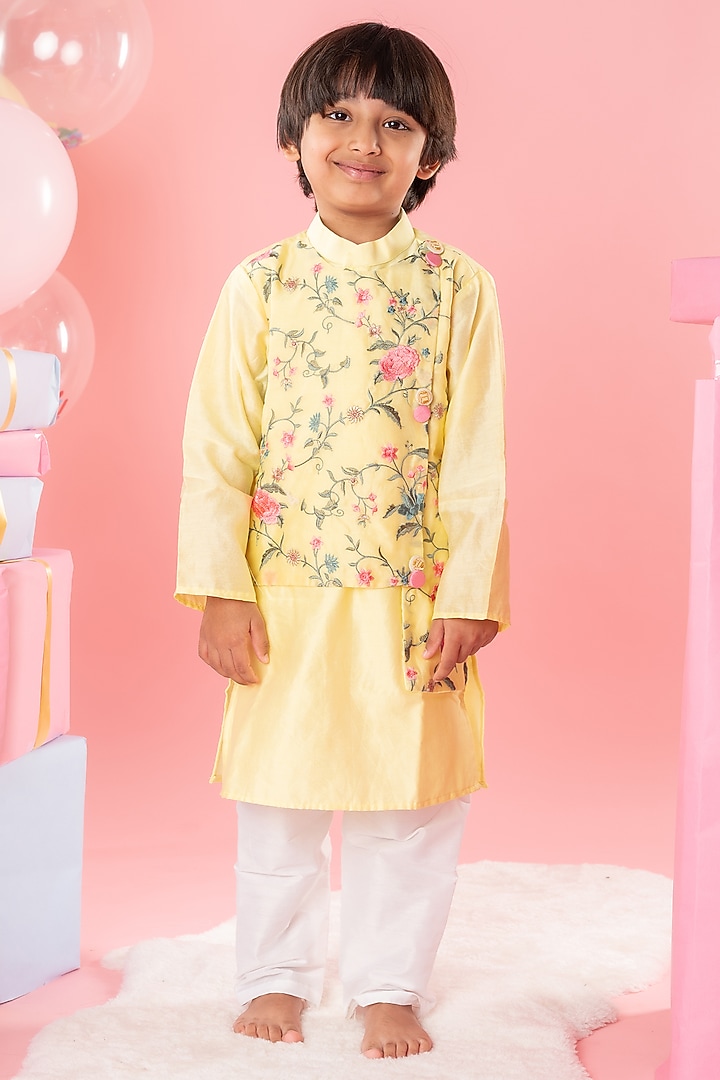 Yellow Pure Chanderi Silk & Cotton Silk Floral Embroidered Kurta Set For Boys by  Kirti Agarwal Pret n Couture at Pernia's Pop Up Shop