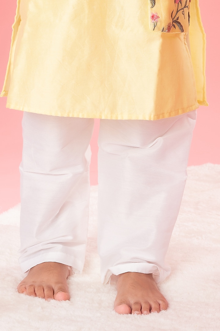 Yellow Pure Chanderi Silk & Cotton Silk Floral Embroidered Kurta Set For Boys by Kirti Agarwal Pret n Couture at Pernia's Pop Up Shop
