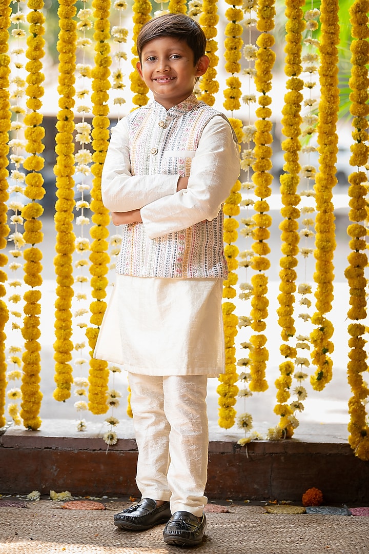 Off-White Embroidered Chanderi Silk & Art Silk Thread Embroidered Jacket Set For Boys by Kirti Agarwal Pret n Couture at Pernia's Pop Up Shop