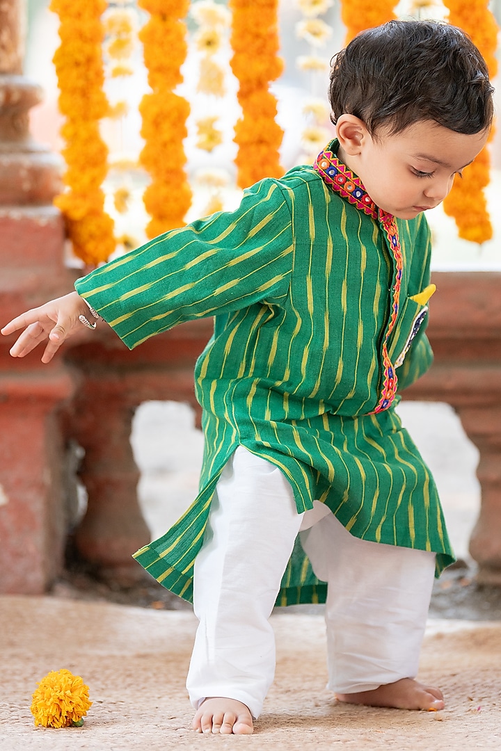 Off-White Pure Cotton & Cotton Silk Dhoti Set For Boys by  Kirti Agarwal Pret n Couture