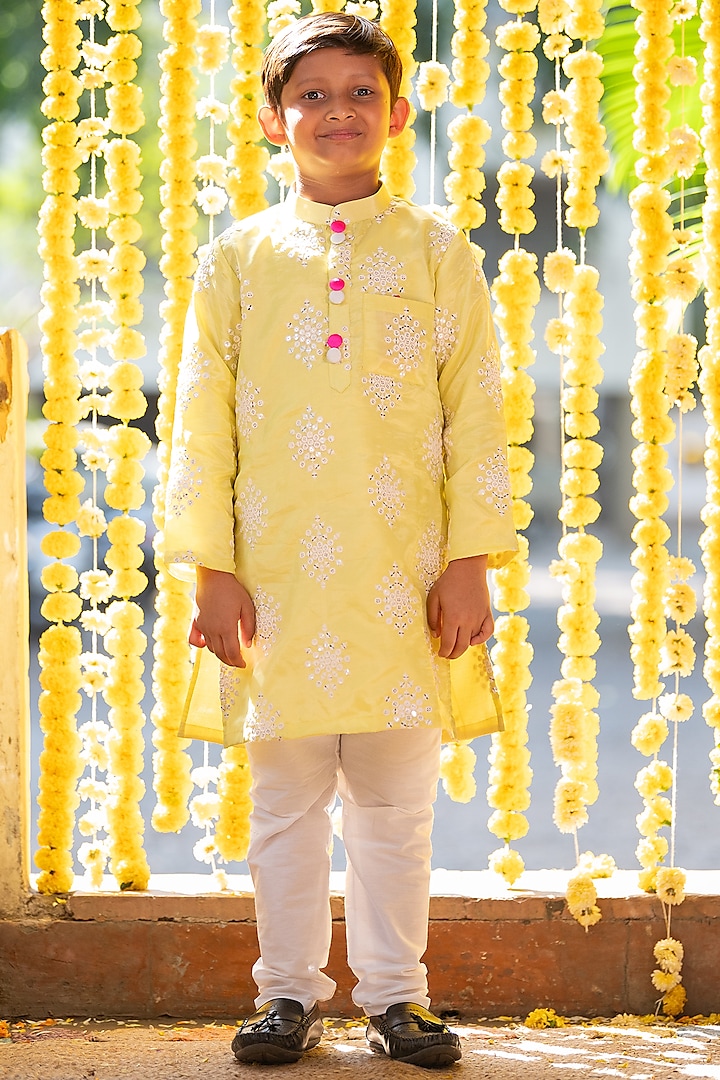 Lemon Green Crepe Silk & Cotton Silk Thread Embroidered Kurta Set For Boys by  Kirti Agarwal Pret n Couture at Pernia's Pop Up Shop