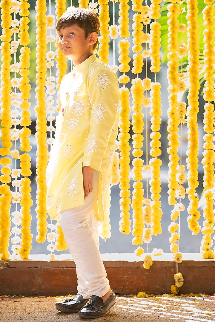 Lemon Green Crepe Silk & Cotton Silk Thread Embroidered Kurta Set For Boys by Kirti Agarwal Pret n Couture at Pernia's Pop Up Shop
