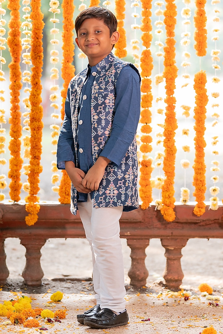 Dark Blue Chander & Embroidered Silk Printed Kurta Set For Boys by  Kirti Agarwal Pret n Couture at Pernia's Pop Up Shop