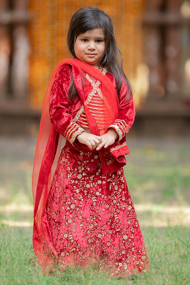 Maroon Velvet Floral & Sequins Embroidered Lehenga Set For Girlss by  Kirti Agarwal Pret n Couture at Pernia's Pop Up Shop