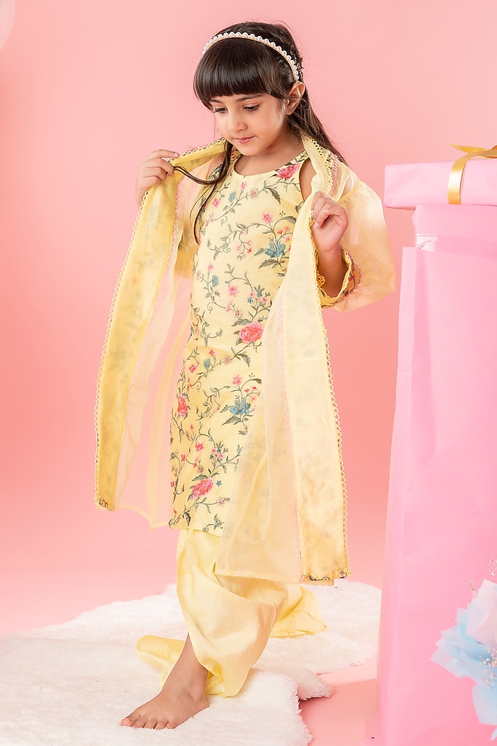 Yellow Organza & Chanderi Silk Thread Embroidered Jacket Set For Girlss by Kirti Agarwal Pret n Couture at Pernia's Pop Up Shop