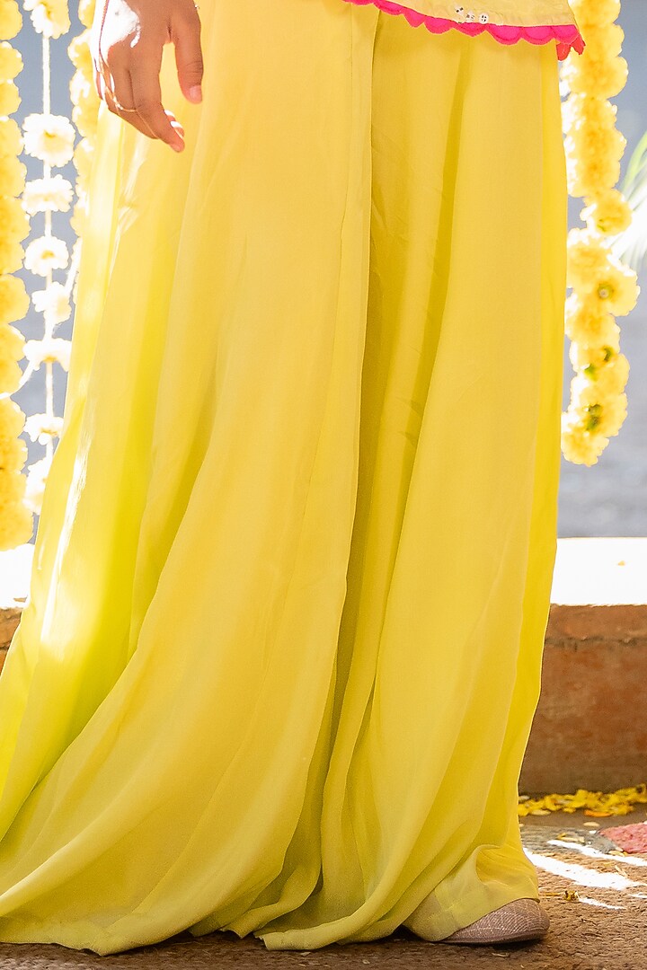 Lemon Green & Pink Crepe Embroidered Cape Set For Girls by  Kirti Agarwal Pret n Couture at Pernia's Pop Up Shop