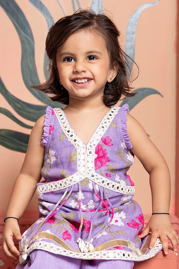 Lavender Pure Linen Printed & Embroidered Kurta Set For Girls by Kirti Agarwal Pret n Couture at Pernia's Pop Up Shop