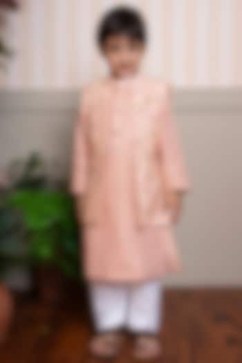 Peach Mul Chanderi & Lurex Chanderi Embroidered Nehru Jacket Set For Boys by Kirti Agarwal Pret n Couture at Pernia's Pop Up Shop