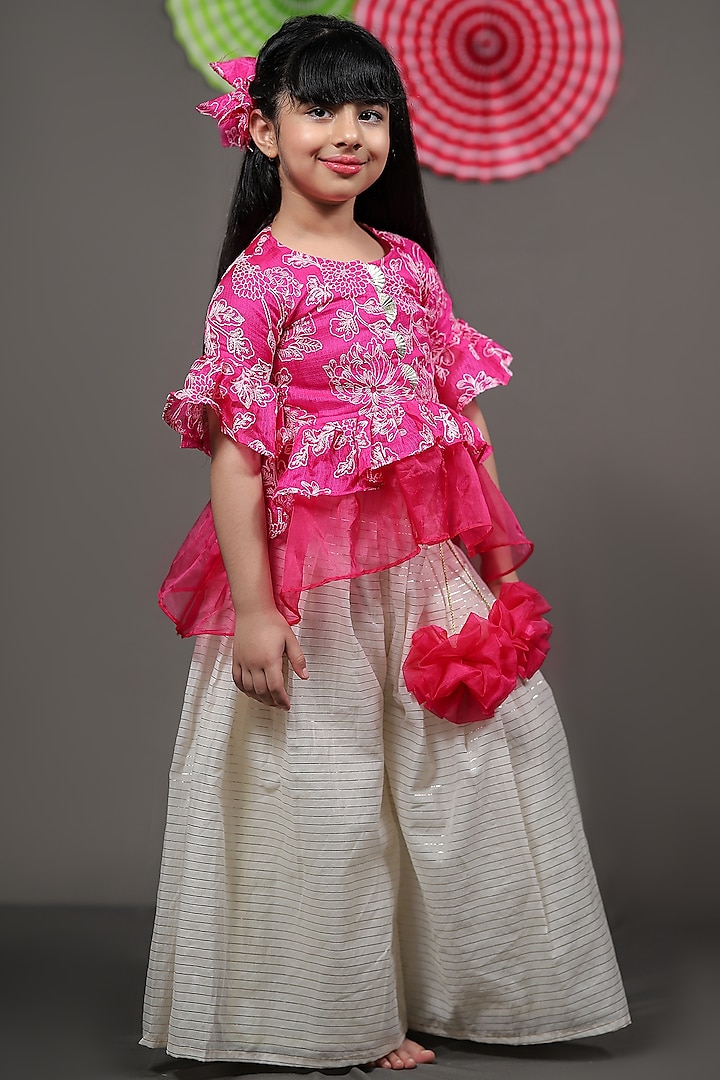 Pink Silk & Lurex Chanderi Kurta Set For Girls by  Kirti Agarwal Pret n Couture