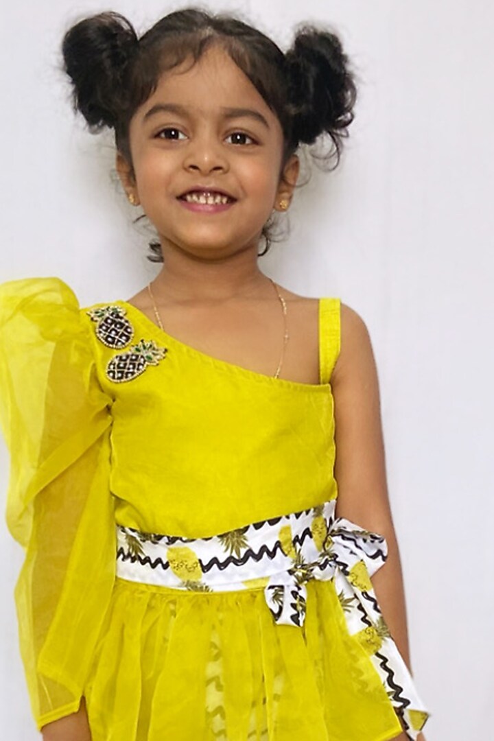 Yellow & White Organza Palazzo Pant Set For Girls by Kirti Agarwal Pret n Couture at Pernia's Pop Up Shop