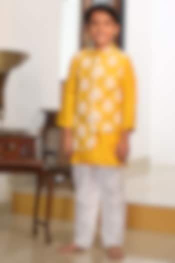 Yellow Embroidered Bundi Jacket With Kurta Set For Boys by  Kirti Agarwal Pret n Couture at Pernia's Pop Up Shop