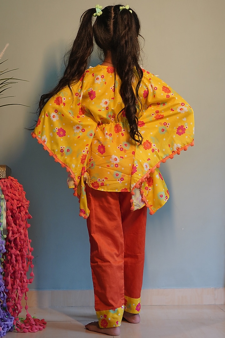 Yellow Floral Printed Kafatn Set For Girls by Kirti Agarwal Pret n Couture at Pernia's Pop Up Shop