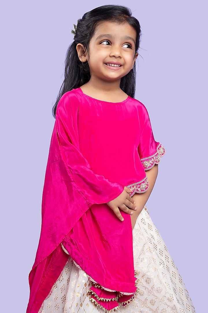 Pink Crepe & Chanderi Silk Embroidered Cape Set For Girls For Girls by Kirti Agarwal Pret n Couture at Pernia's Pop Up Shop