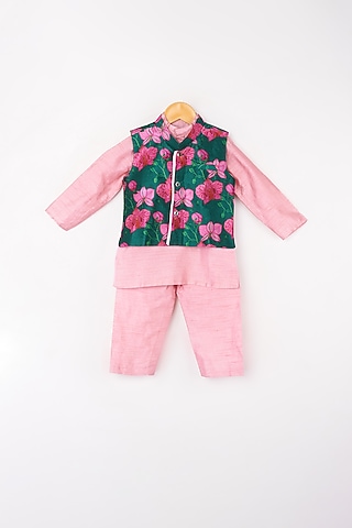 Baby Pink & Green Kurta Set With Bundi Jacket For Boys by Kirti Agarwal Pret n Couture