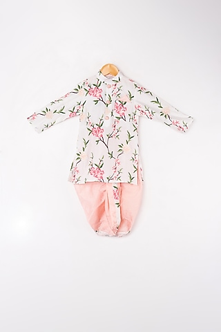 Peach & White Printed Kurta Set For Boys by Kirti Agarwal Pret n Couture