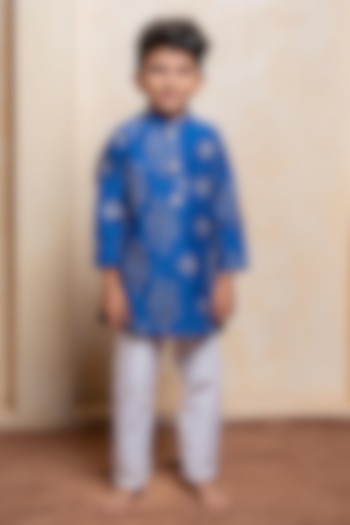 Royal Blue Chanderi Silk Embroidered Kurta Set For Boys by Kirti Agarwal Pret n Couture at Pernia's Pop Up Shop