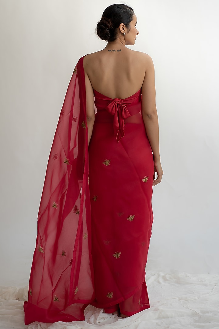 Red Pure Silk Organza Zardosi & Aari Embroidered Handcrafted Party Wear Saree by KAPARDARA at Pernia's Pop Up Shop