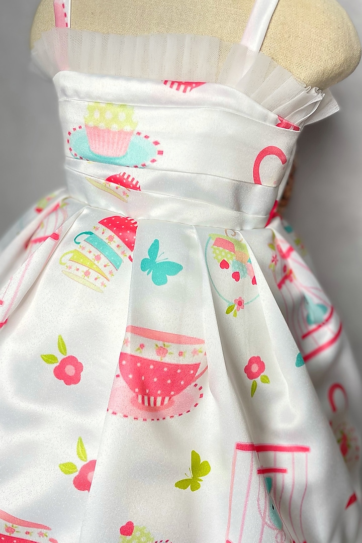 White Printed Gown For Girls by Karasa baby at Pernia's Pop Up Shop