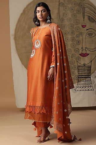 Apricot Orange Chanderi Silk Embroidered Kurta Set by Arpita Sulakshana
