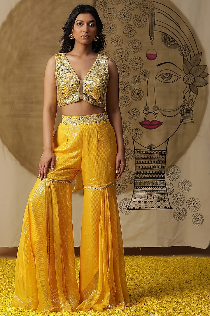 Yellow Georgette Cape Set by Arpita Sulakshana at Pernia's Pop Up Shop