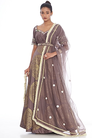 Mauve Chanderi Silk Hand Embroidered Gown With Dupatta by Arpita Sulakshana