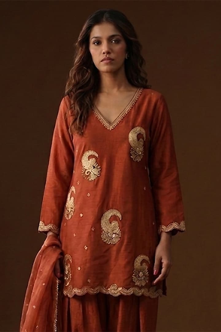 Burnt Orange Summer Silk Embellished Kurta Set by Arpita Sulakshana at Pernia's Pop Up Shop