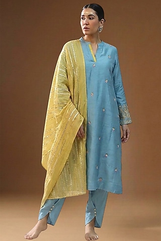 Phirozi Summer Silk Embellished Kurta Set by Arpita Sulakshana