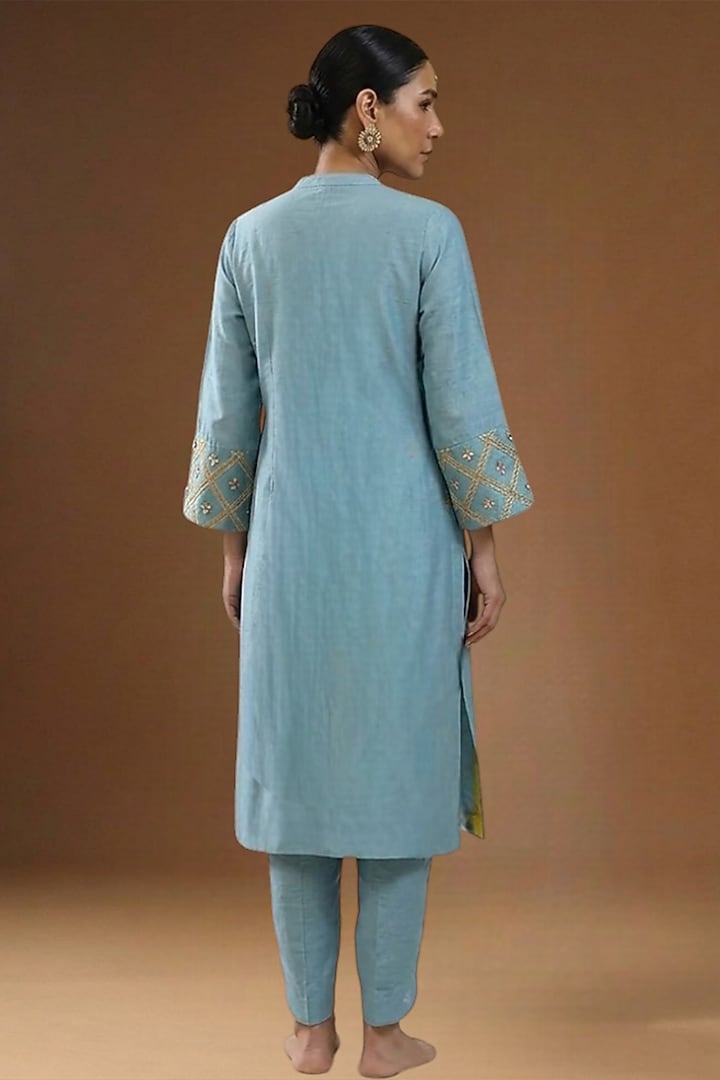 Phirozi Summer Silk Embellished Kurta Set by Arpita Sulakshana at Pernia's Pop Up Shop