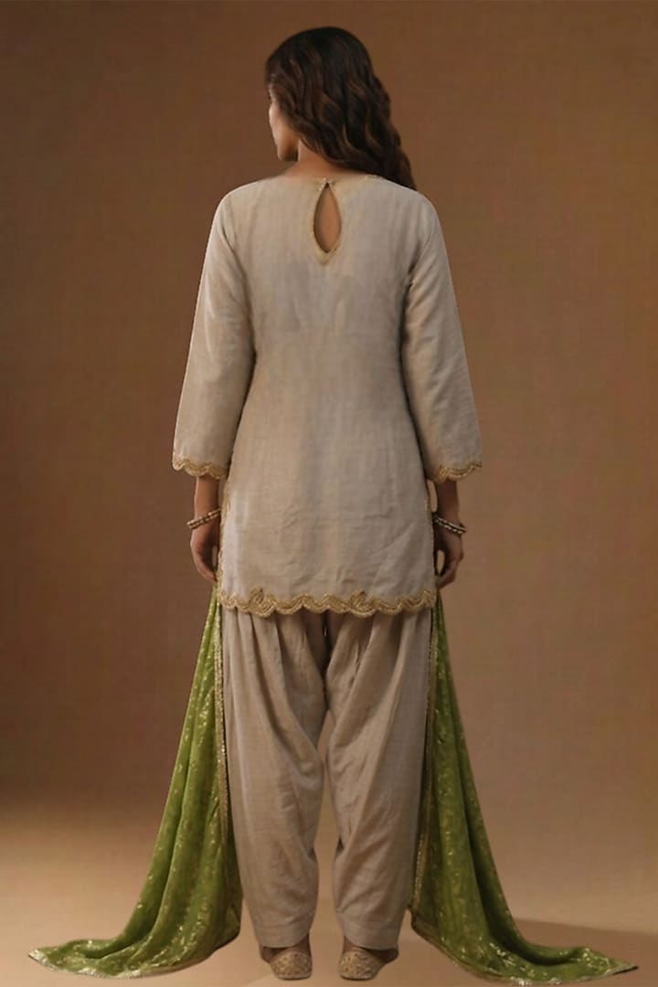 Ivory Summer Silk Hand Painted Short Kurta Set by Arpita Sulakshana at Pernia's Pop Up Shop