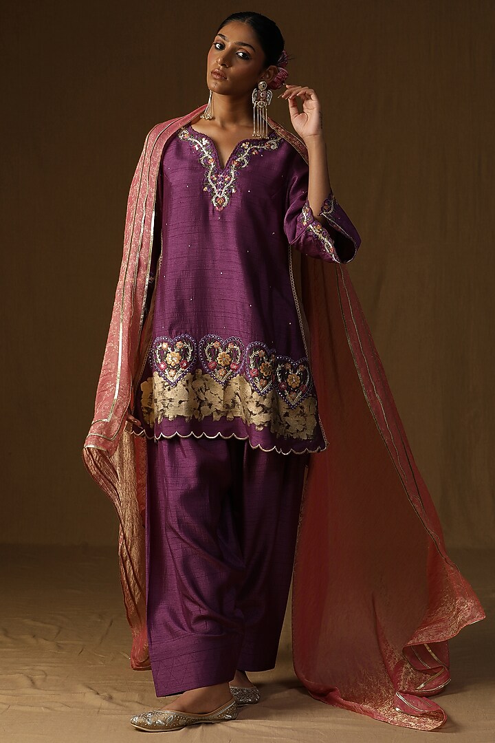 Purple Summer Silk Embroidered A-Line Kurta Set by Arpita Sulakshana at Pernia's Pop Up Shop