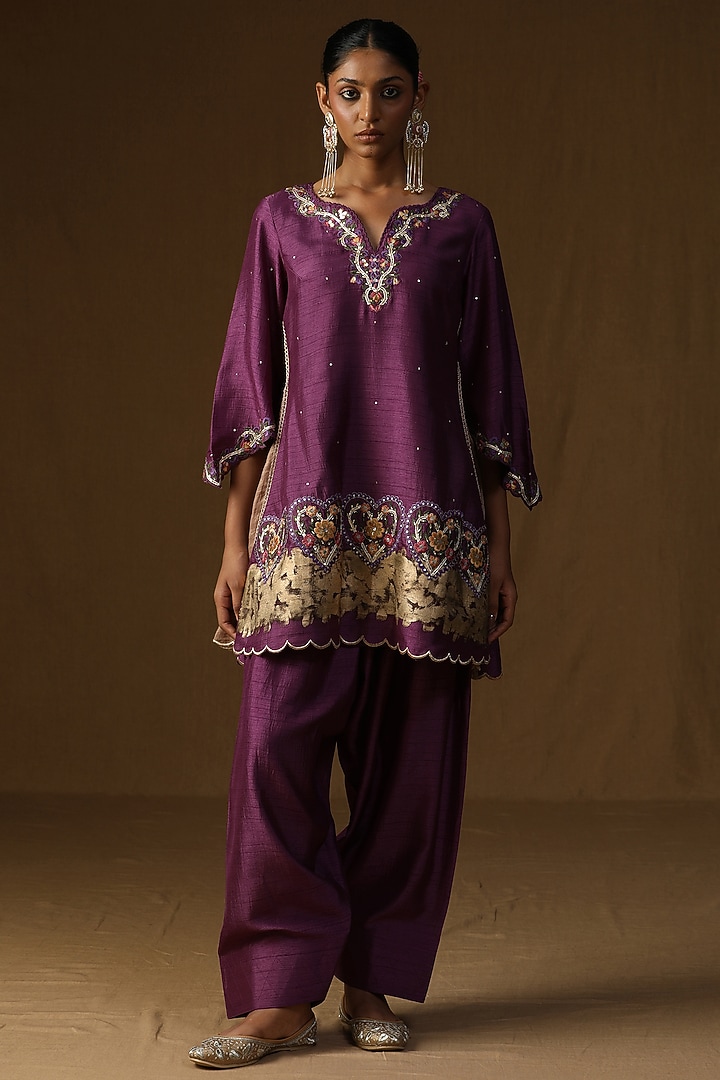 Purple Summer Silk Embroidered A-Line Kurta Set by Arpita Sulakshana at Pernia's Pop Up Shop