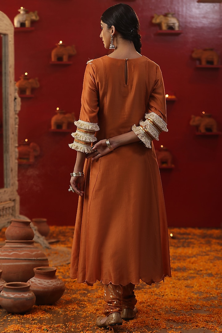 Burnt Orange Chanderi Dori Work Kurta Set by Arpita Sulakshana at Pernia's Pop Up Shop