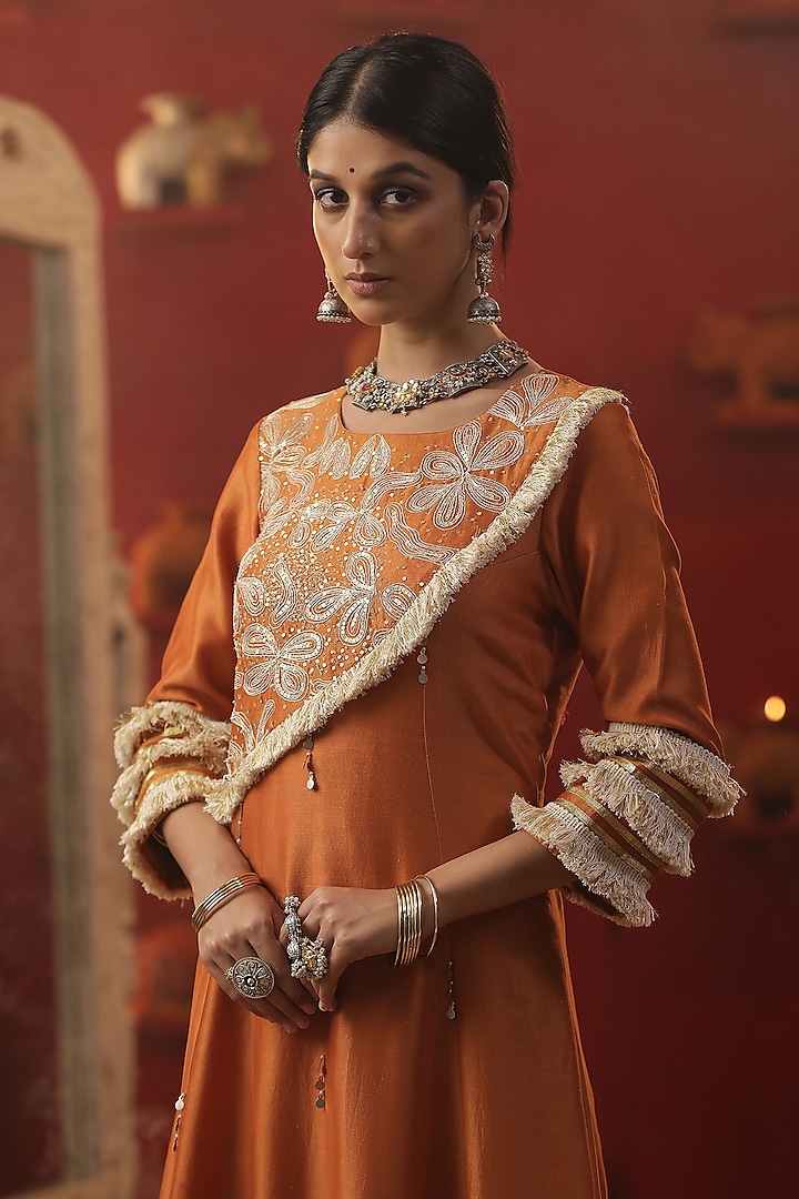 Burnt Orange Chanderi Dori Work Kurta Set by Arpita Sulakshana at Pernia's Pop Up Shop