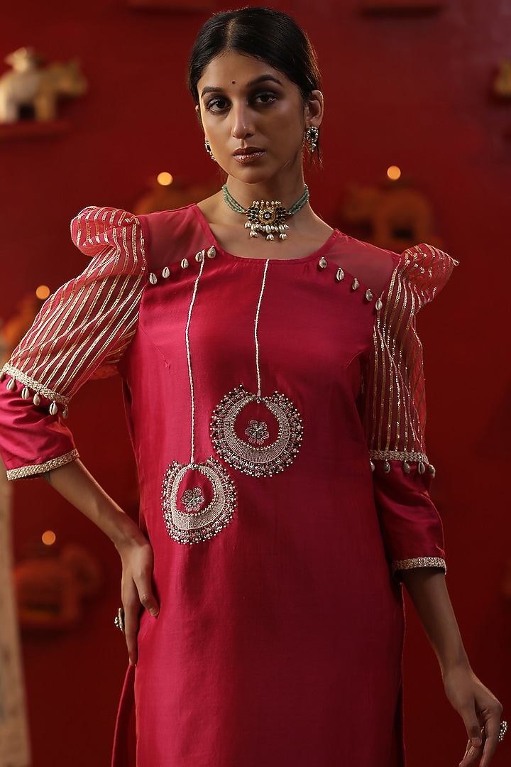 Pink Chanderi Silk Kurta Set by Arpita Sulakshana at Pernia's Pop Up Shop