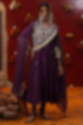 Purple Chanderi Kurta Set by Arpita Sulakshana at Pernia's Pop Up Shop