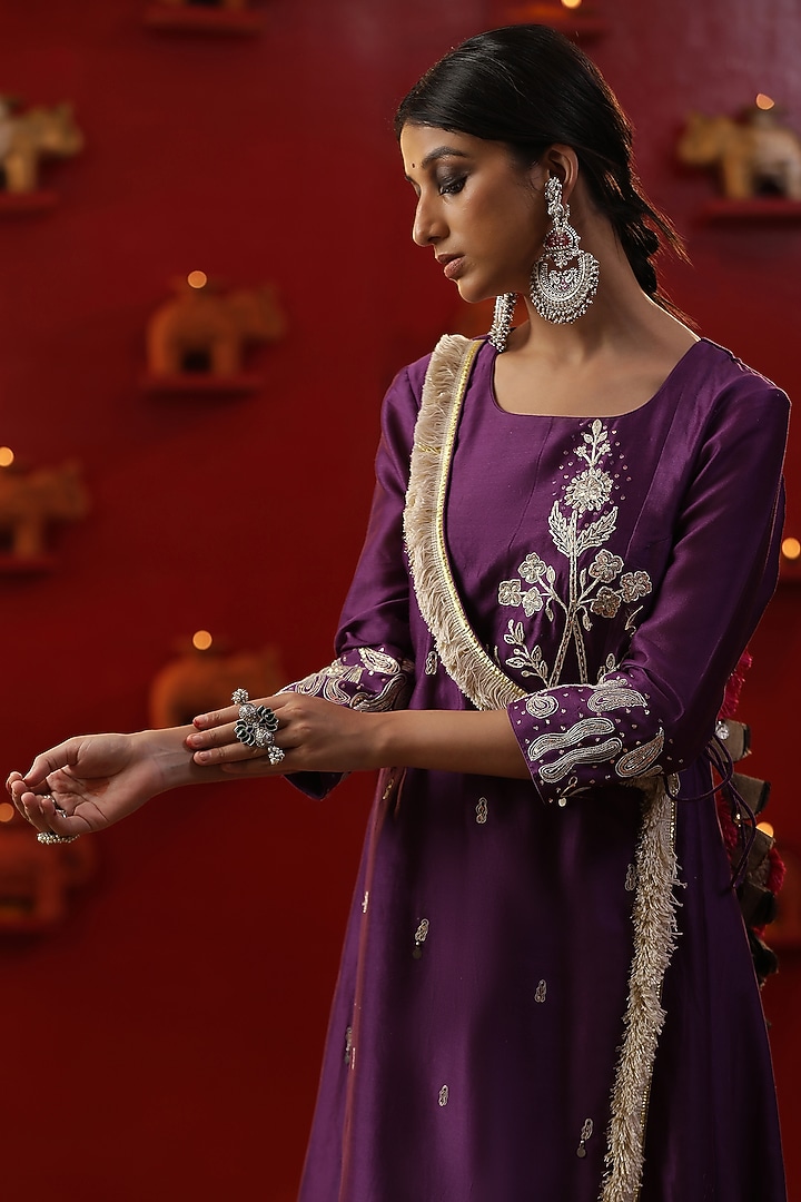 Purple Chanderi Silk Dori Work Kurta Set by Arpita Sulakshana at Pernia's Pop Up Shop