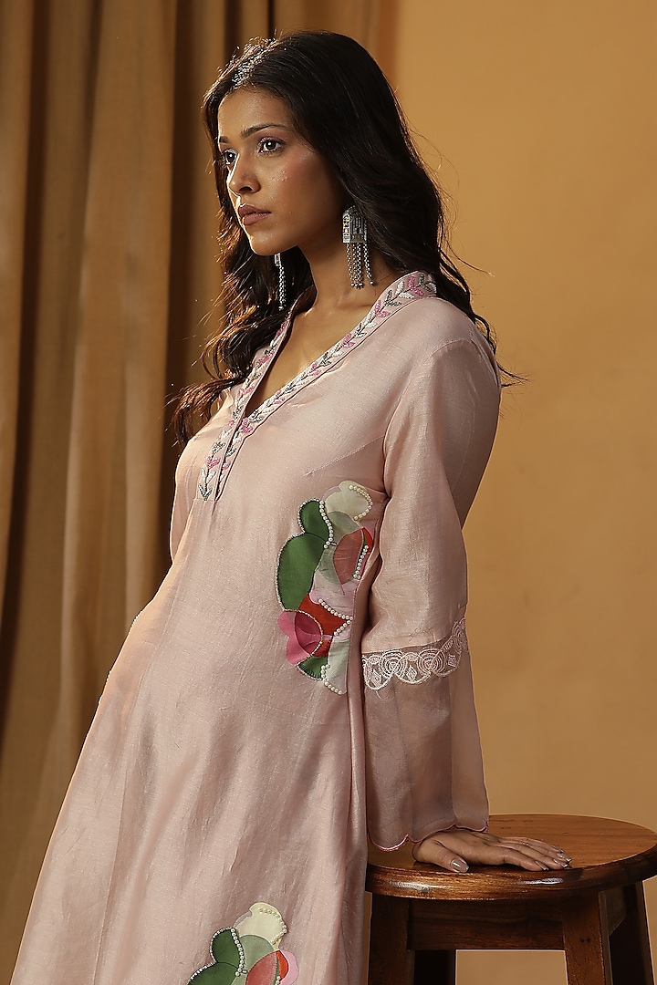 Pink Chanderi Hand Painted & Cutdana Work A-Line Tunic Set by Arpita Sulakshana at Pernia's Pop Up Shop