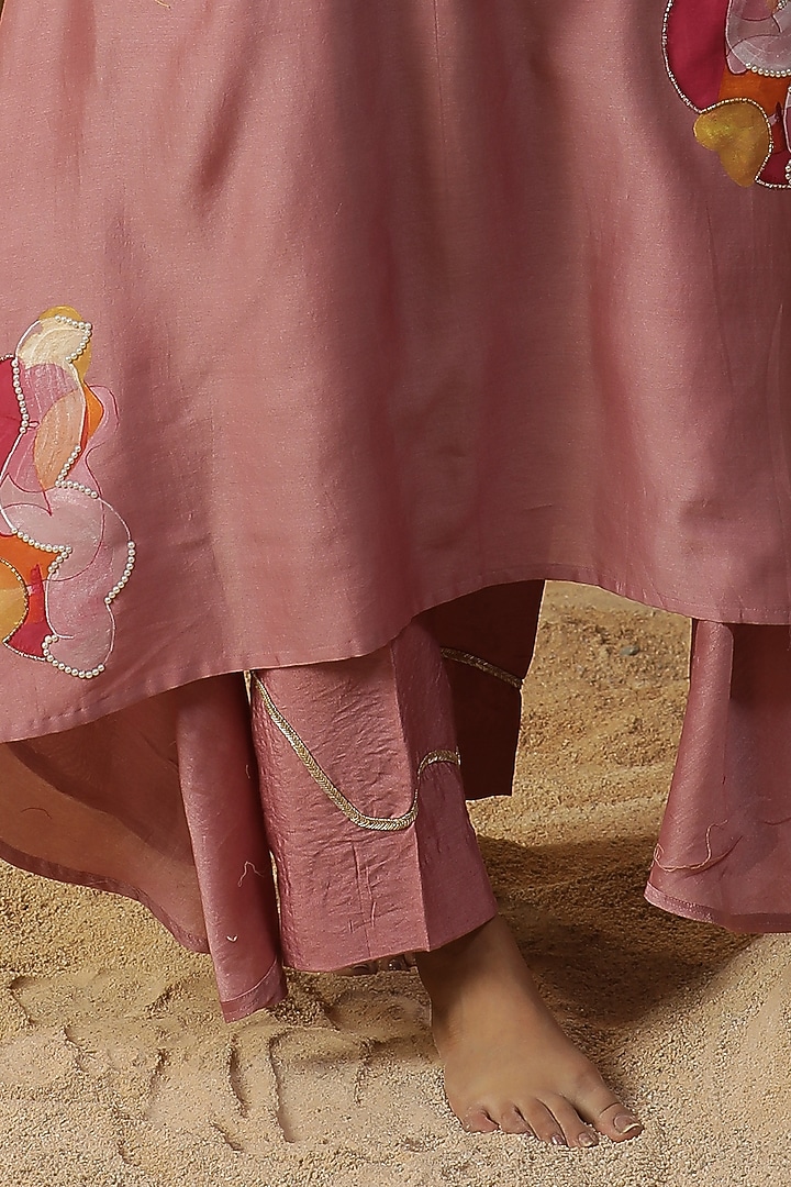 Pyaazi Pink Chanderi Hand Painted & Cutdana Work A-Line Tunic Set by Arpita Sulakshana at Pernia's Pop Up Shop