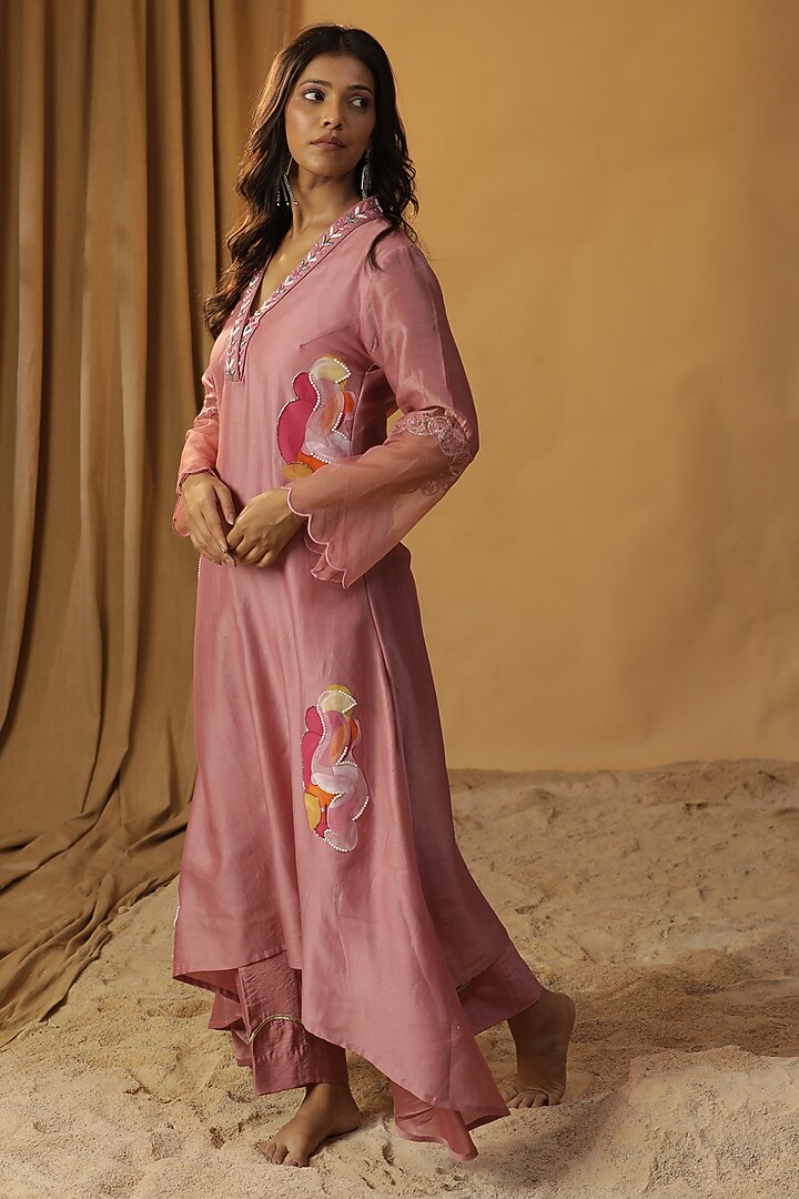 Pyaazi Pink Chanderi Hand Painted & Cutdana Work A-Line Tunic Set by Arpita Sulakshana at Pernia's Pop Up Shop