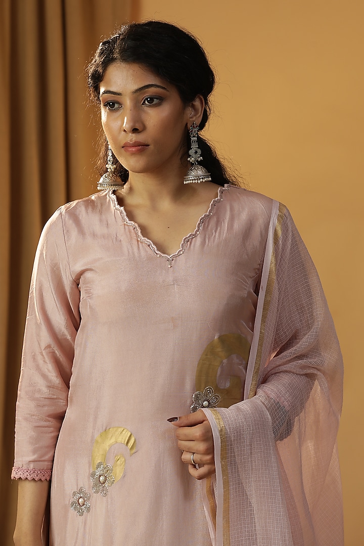 Baby Pink Summer Silk Foil Painted & Cutdana Work Kurta Set by Arpita Sulakshana at Pernia's Pop Up Shop