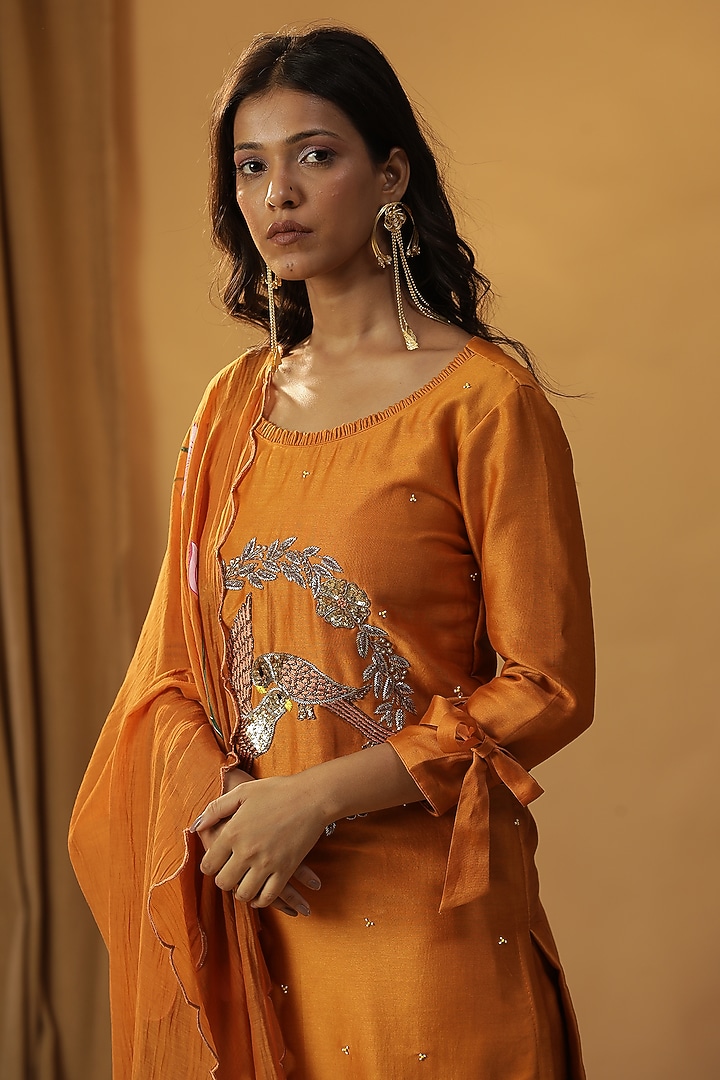 Rust Orange Chanderi Bird Embroidered Kurta Set by Arpita Sulakshana at Pernia's Pop Up Shop