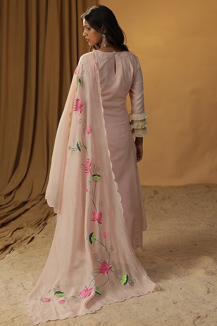 Baby Pink Chanderi Thread Work A-line Kurta Set by Arpita Sulakshana at Pernia's Pop Up Shop