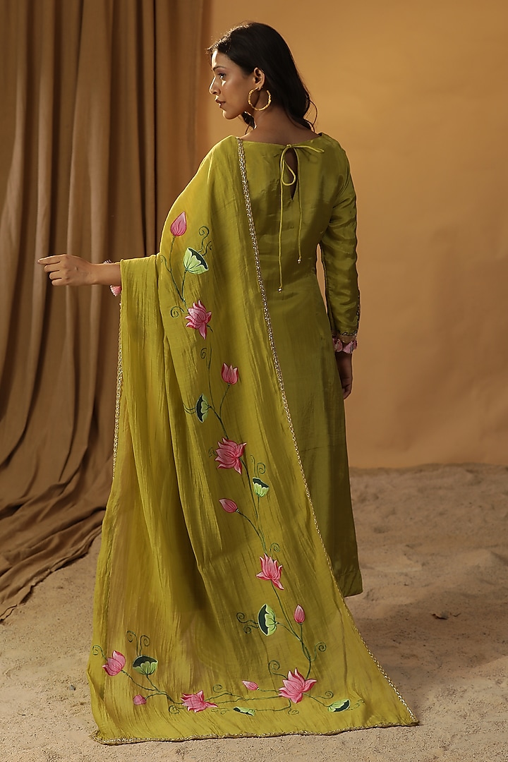 Green Chanderi Cutdana Embroidered Party Wear Anarkali Set by Arpita Sulakshana at Pernia's Pop Up Shop