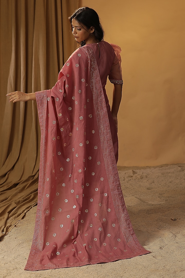 Canyon Rose Chanderi Floral Hand Painted & Hand Embroidered Kurta Set by Arpita Sulakshana at Pernia's Pop Up Shop