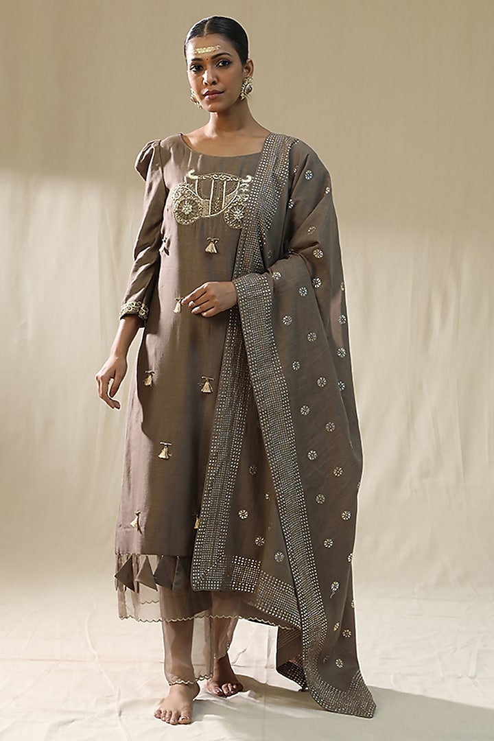 Mocha Colored Chanderi Silk Kurta Set by Arpita Sulakshana at Pernia's Pop Up Shop