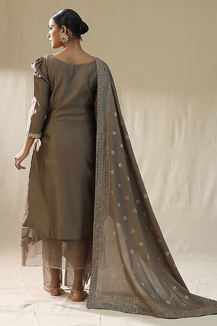 Mocha Colored Chanderi Silk Kurta Set by Arpita Sulakshana at Pernia's Pop Up Shop