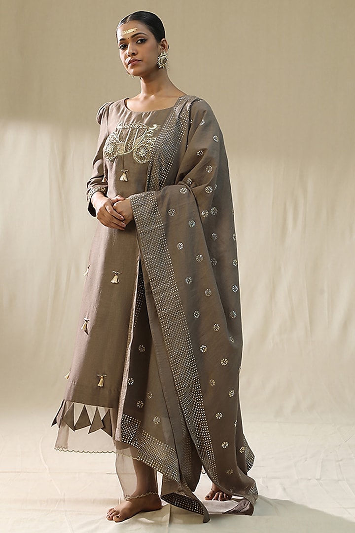 Mocha Colored Chanderi Silk Kurta Set by Arpita Sulakshana at Pernia's Pop Up Shop