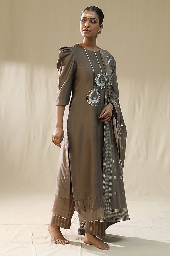 Mocha Colored Chanderi Silk Kurta Set by Arpita Sulakshana at Pernia's Pop Up Shop